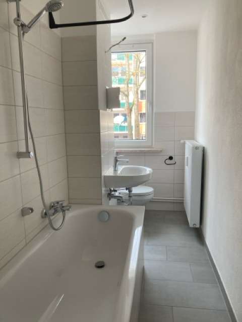 Thumbnail-Wohnung zum Mieten in Bernburg (Saale) 426,00 € 73.3 m²