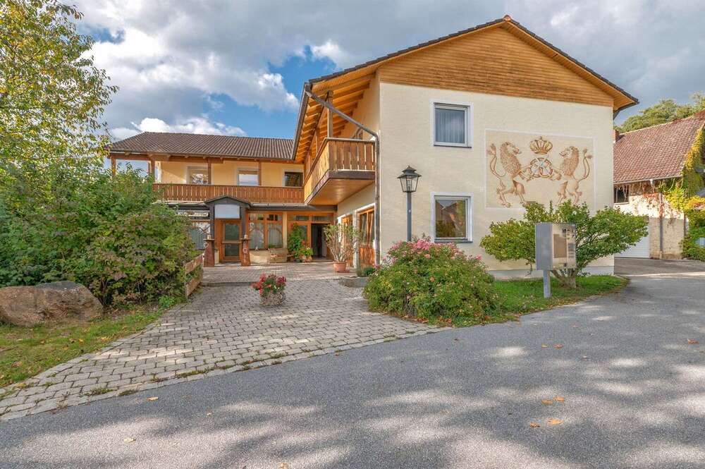 Thumbnail-Haus zum Kaufen in Tettenweis 699.000,00 € 368.64 m²