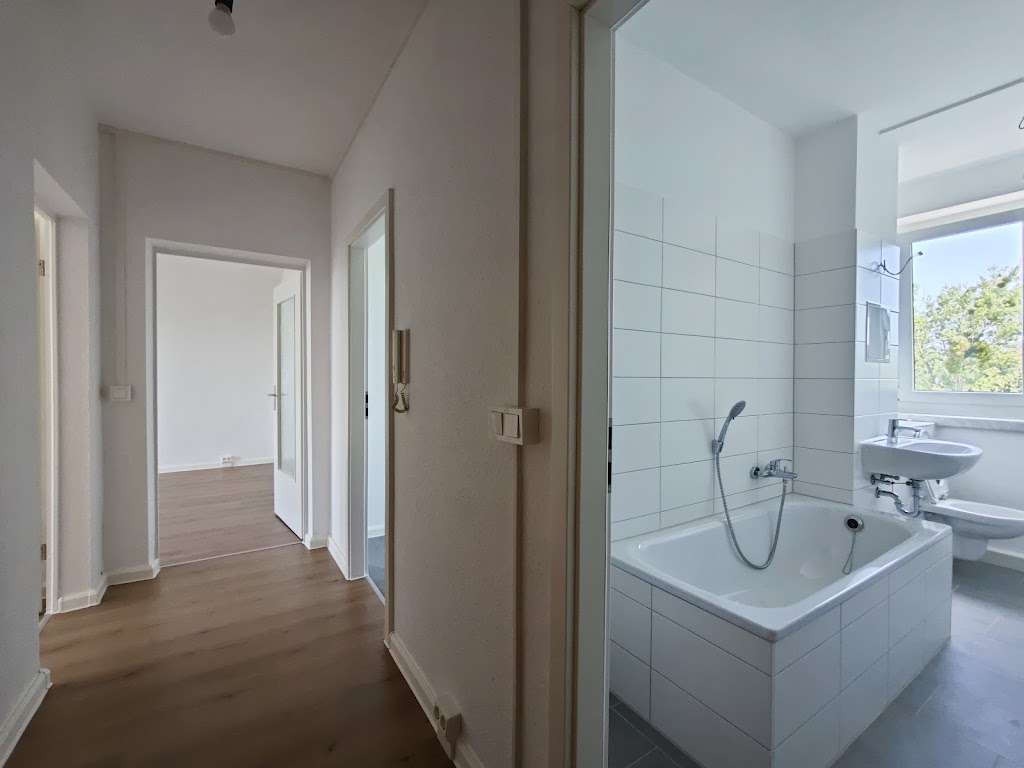 Thumbnail-Wohnung zum Mieten in Sangerhausen 386,00 € 71.64 m²