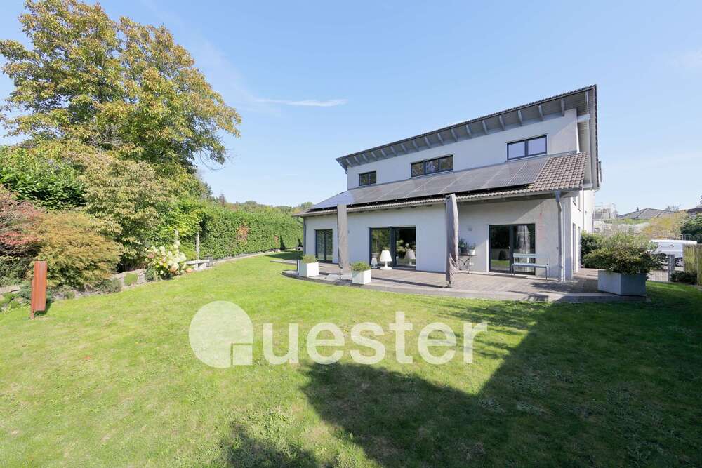 Thumbnail-Haus zum Kaufen in Duisburg 735.000,00 € 155 m²