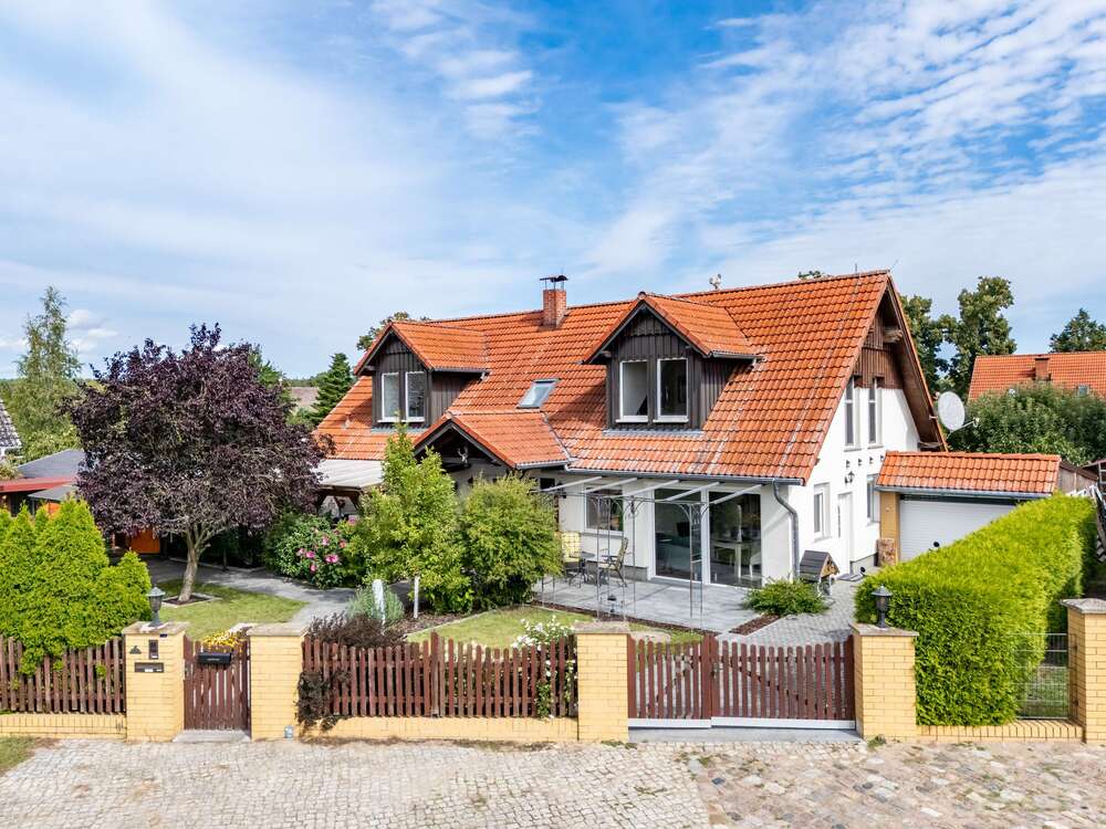 Thumbnail-Haus zum Kaufen in Kremmen OT Sommerfeld 650.000,00 € 201 m²