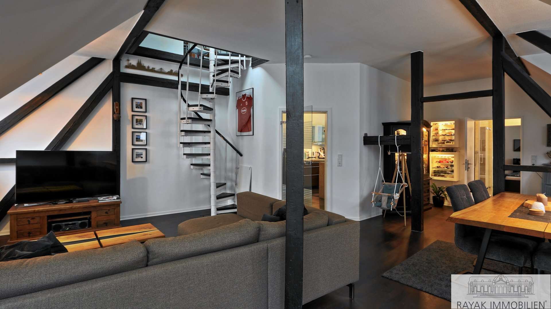 Thumbnail-Wohnung zum Kaufen in Düsseldorf Benrath 449.000,00 € 91 m²