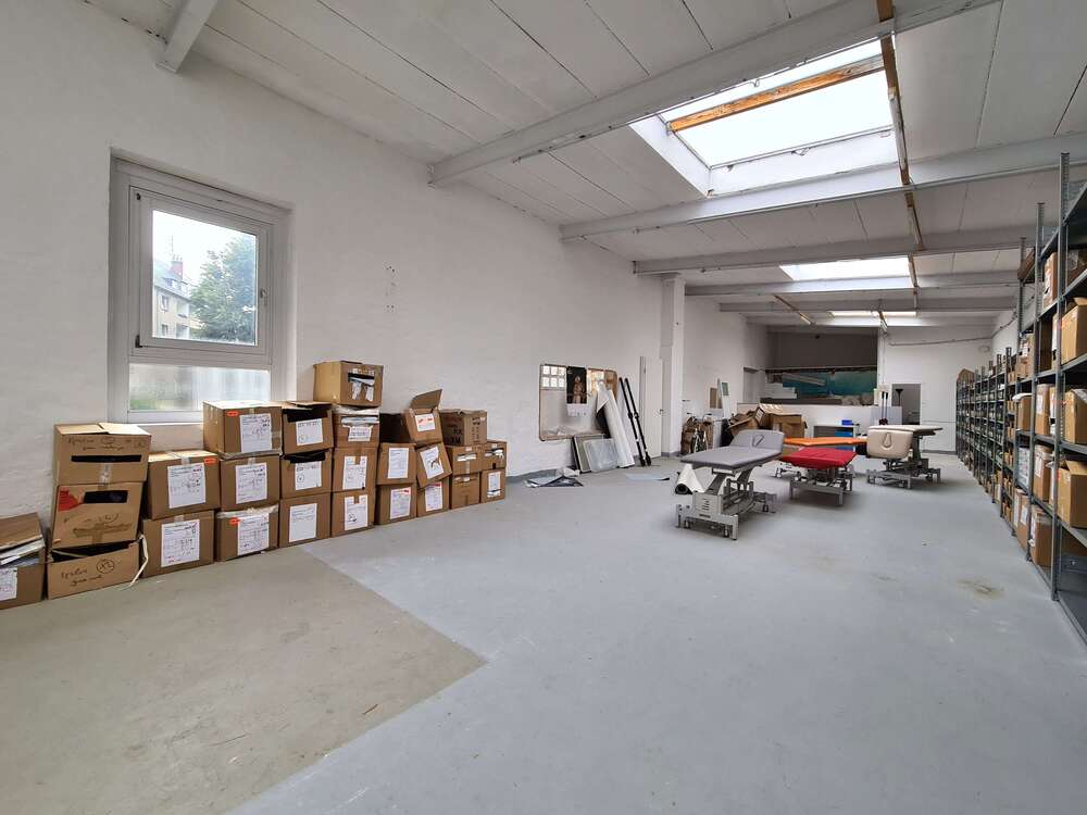 Thumbnail-Halle in Düsseldorf 595.000,00 € 631.95 m²