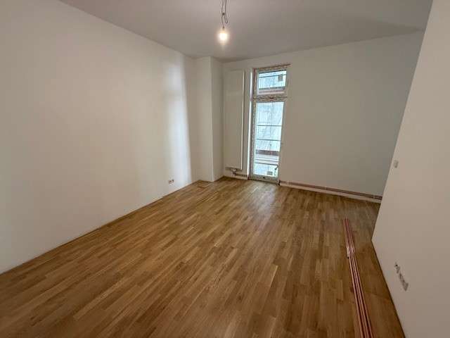 Thumbnail-Wohnung zum Mieten in Berlin 704,00 € 32 m²
