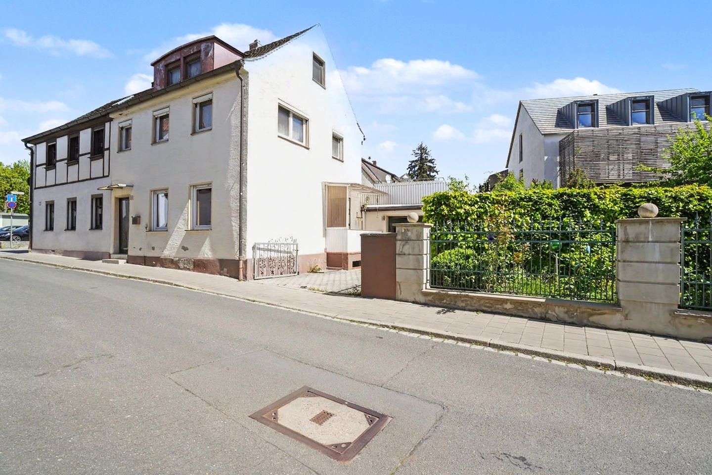 Thumbnail-Haus zum Kaufen in Herzogenaurach 249.000,00 € 108.45 m²