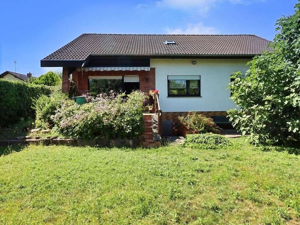 Thumbnail-Haus zum Kaufen in Oberhausen-Rheinhausen 455.500,00 € 150 m²