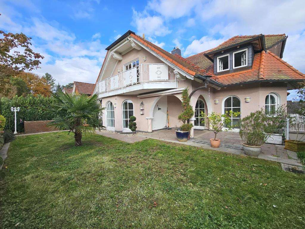 Thumbnail-Haus zum Kaufen in Hösbach 860.000,00 € 211.7 m²