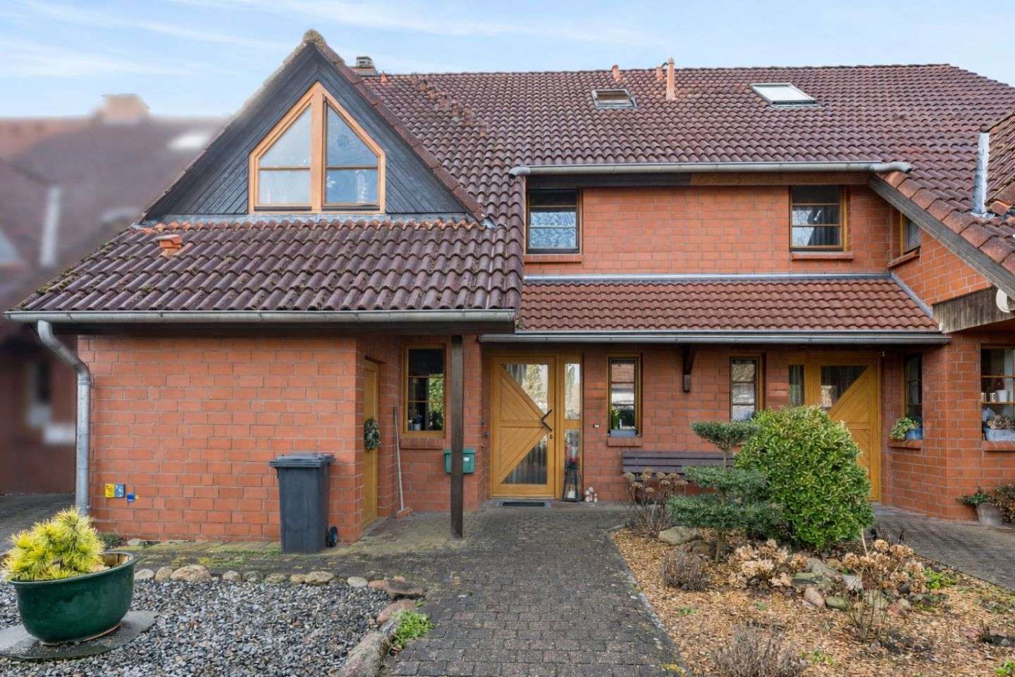 Thumbnail-Haus zum Kaufen in Celle 250.000,00 € 121 m²