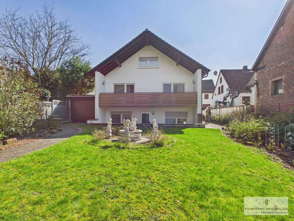 Thumbnail-Haus zum Kaufen in Mackenbach 469.000,00 € 222 m²