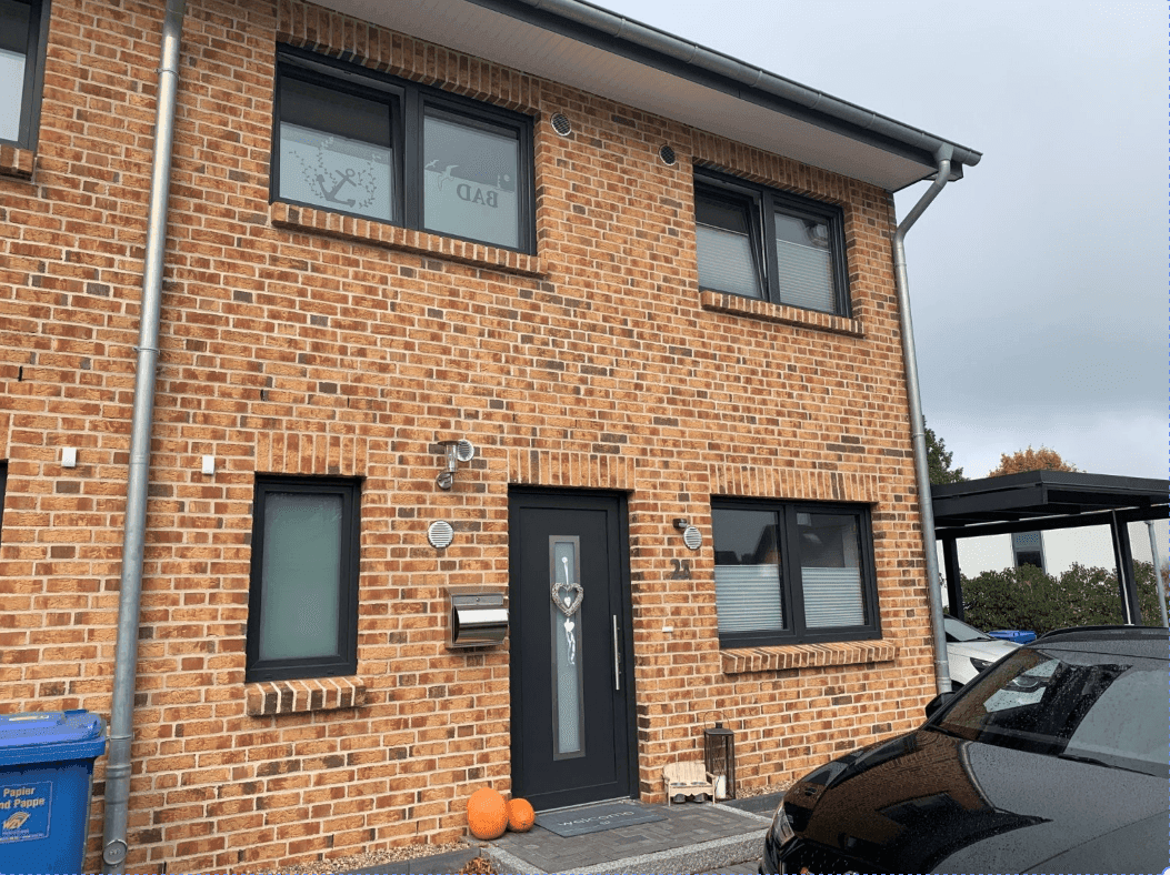 Thumbnail-Haus zum Mieten in Lentföhrden 1.450,00 € 155.76 m²