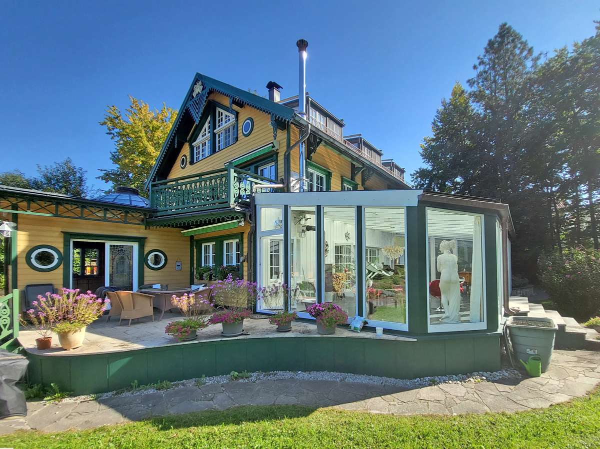 Thumbnail-Haus zum Kaufen in Bad Birnbach 1.250.000,00 € 476.39 m²