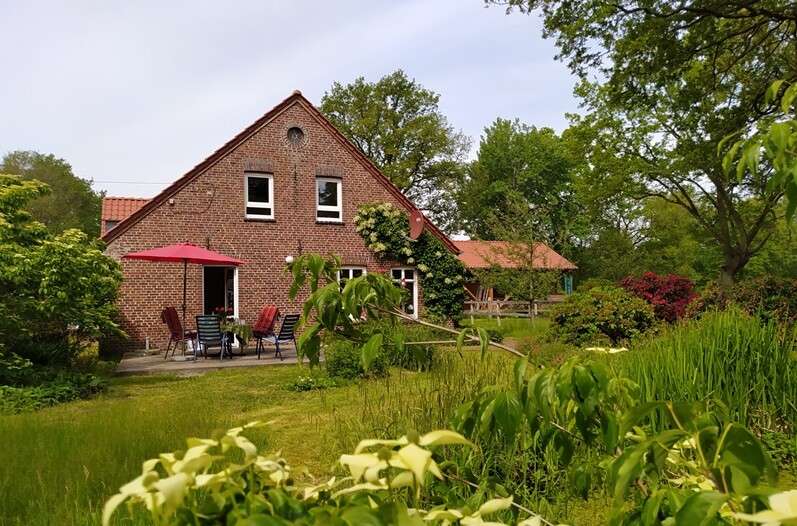 Thumbnail-Haus zum Kaufen in Friedeburg 590.000,00 € 339 m²