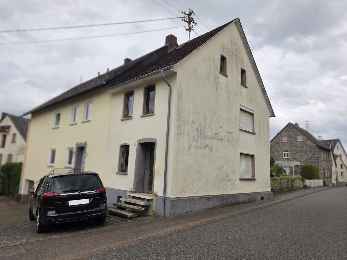 Thumbnail-Haus zum Kaufen in Meudt 90.000,00 € 77 m²