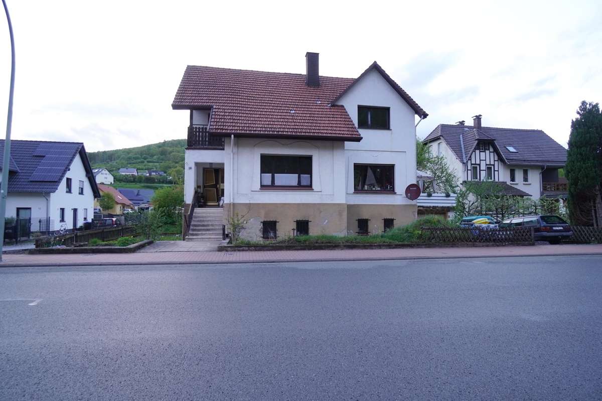 Thumbnail-Haus zum Kaufen in Marsberg Bredelar 156.000,00 € 122.58 m²