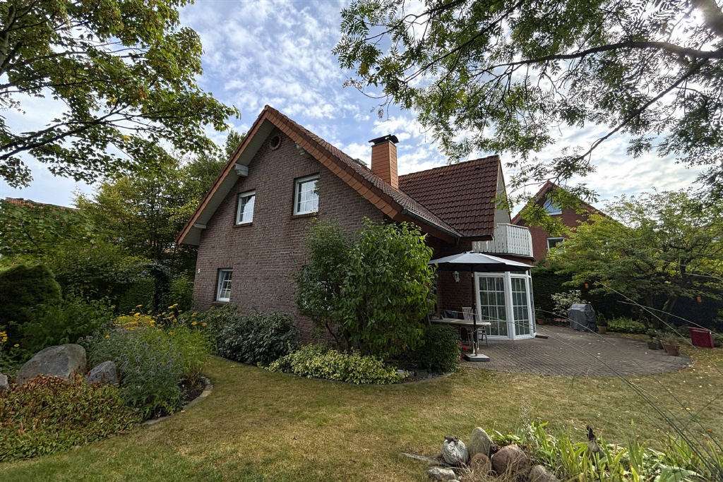 Thumbnail-Haus zum Kaufen in Lage 299.000,00 € 140.73 m²