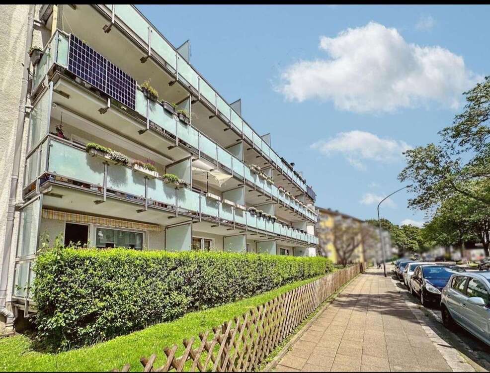 Thumbnail-Wohnung zum Kaufen in Essen 229.000,00 € 92 m²