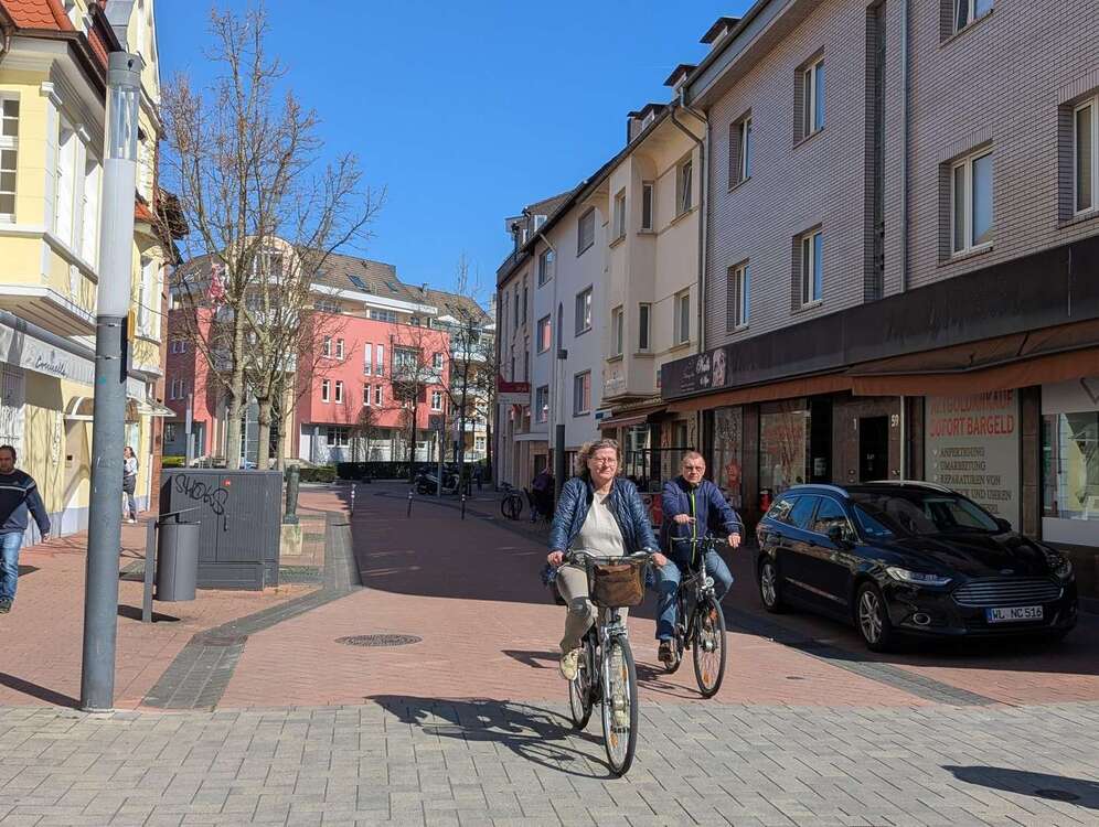 Thumbnail-Wohnung zum Kaufen in Troisdorf 236.000,00 € 83.4 m²