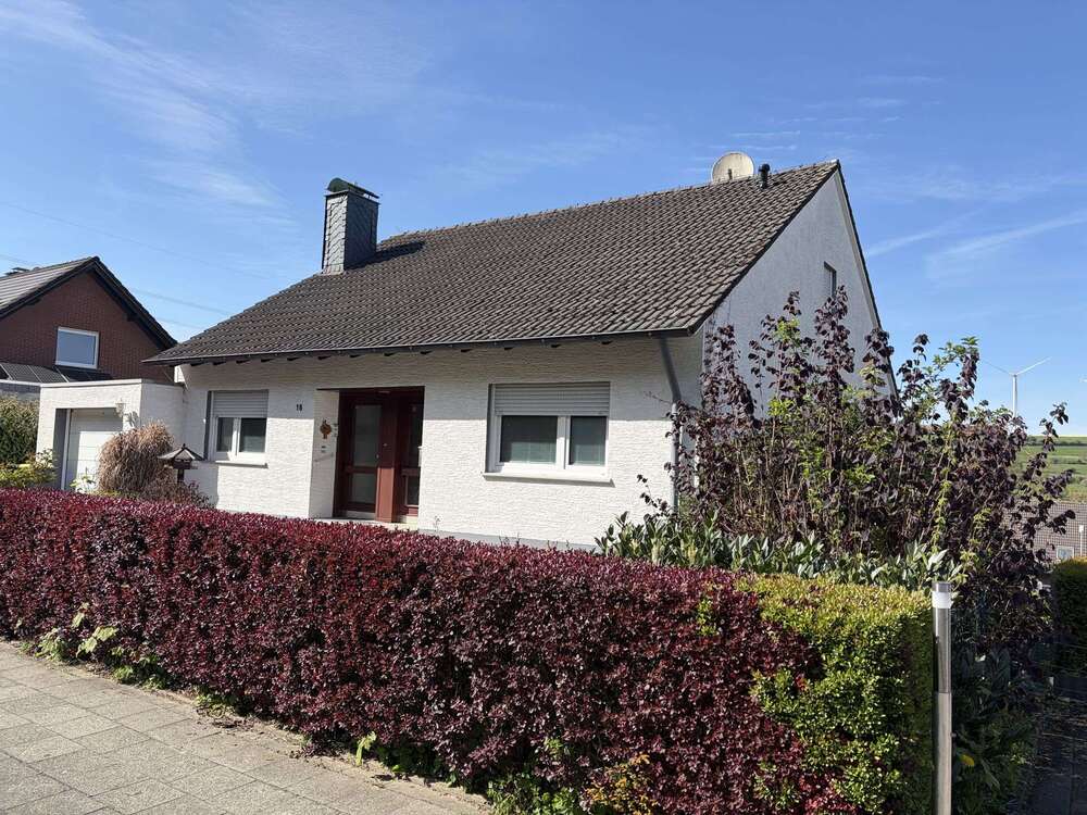 Thumbnail-Haus zum Kaufen in Lichtenau Atteln 280.000,00 € 134 m²