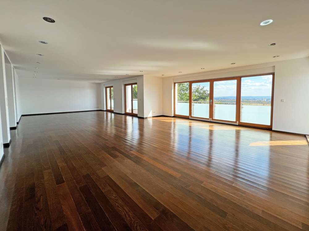 Thumbnail-Wohnung zum Kaufen in Kleinostheim 860.000,00 € 192 m²