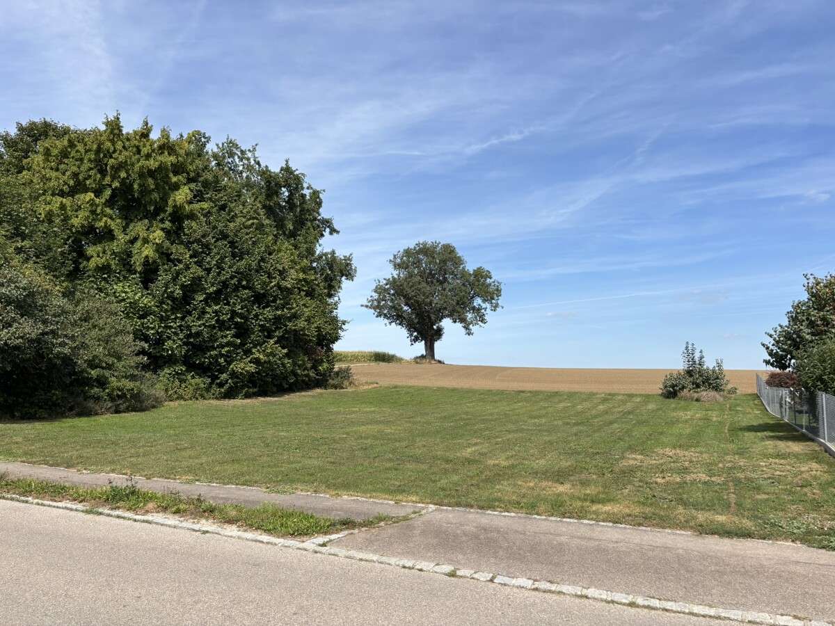 Thumbnail-Grundstück zu verkaufen in Aichach Oberbernbach 560.000,00 € 688 m²