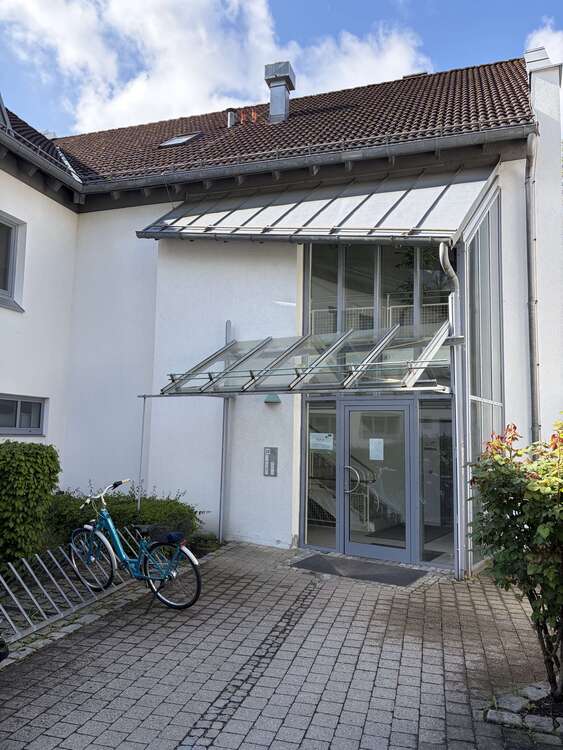 Thumbnail-Wohnung zum Mieten in Gauting 1.940,00 € 135 m²