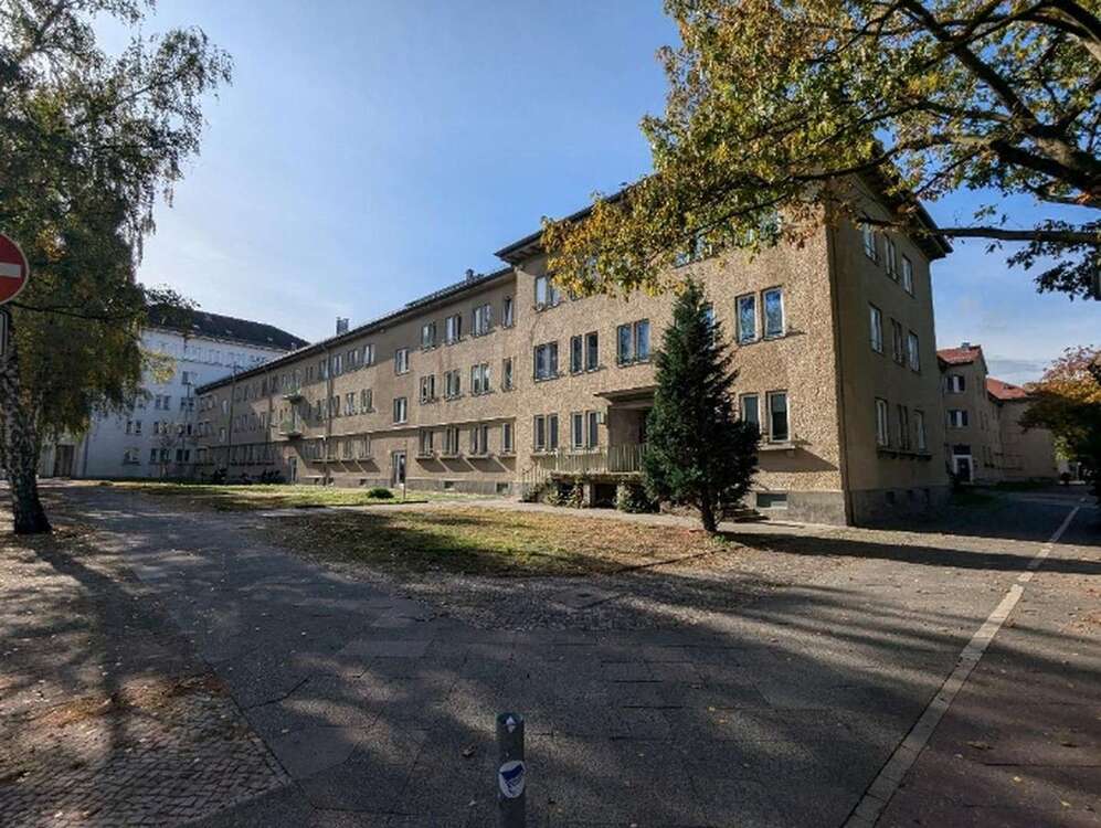Thumbnail-Wohnung zum Kaufen in Berlin 985.000,00 € 160 m²