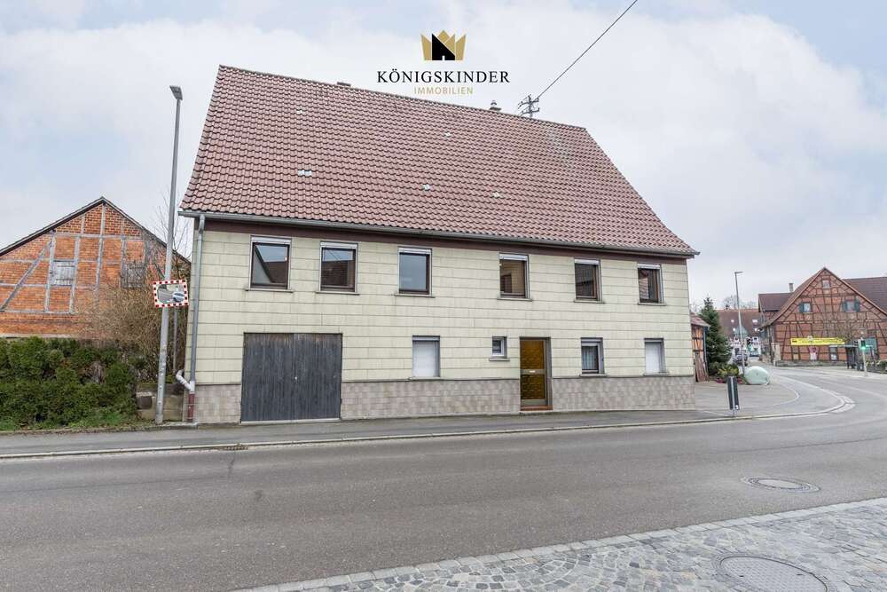 Thumbnail-Wohnung zum Mieten in Backnang Heiningen 1.400,00 € 129 m²