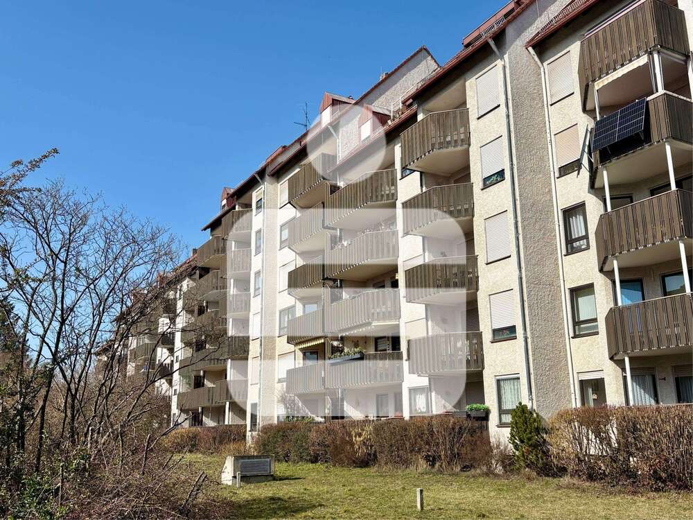 Thumbnail-Wohnung zum Kaufen in Erlangen 236.000,00 € 67.99 m²