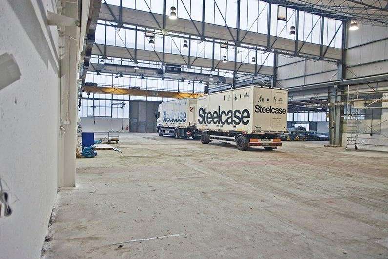 Thumbnail-Halle in Regenstauf 18.000,00 € 3000 m²