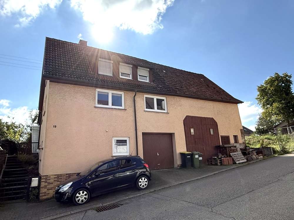 Thumbnail-Haus zum Kaufen in Simmozheim 380.000,00 € 126.83 m²