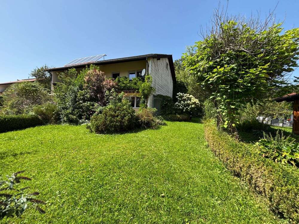 Thumbnail-Haus zum Kaufen in Siegsdorf 565.000,00 € 145.94 m²