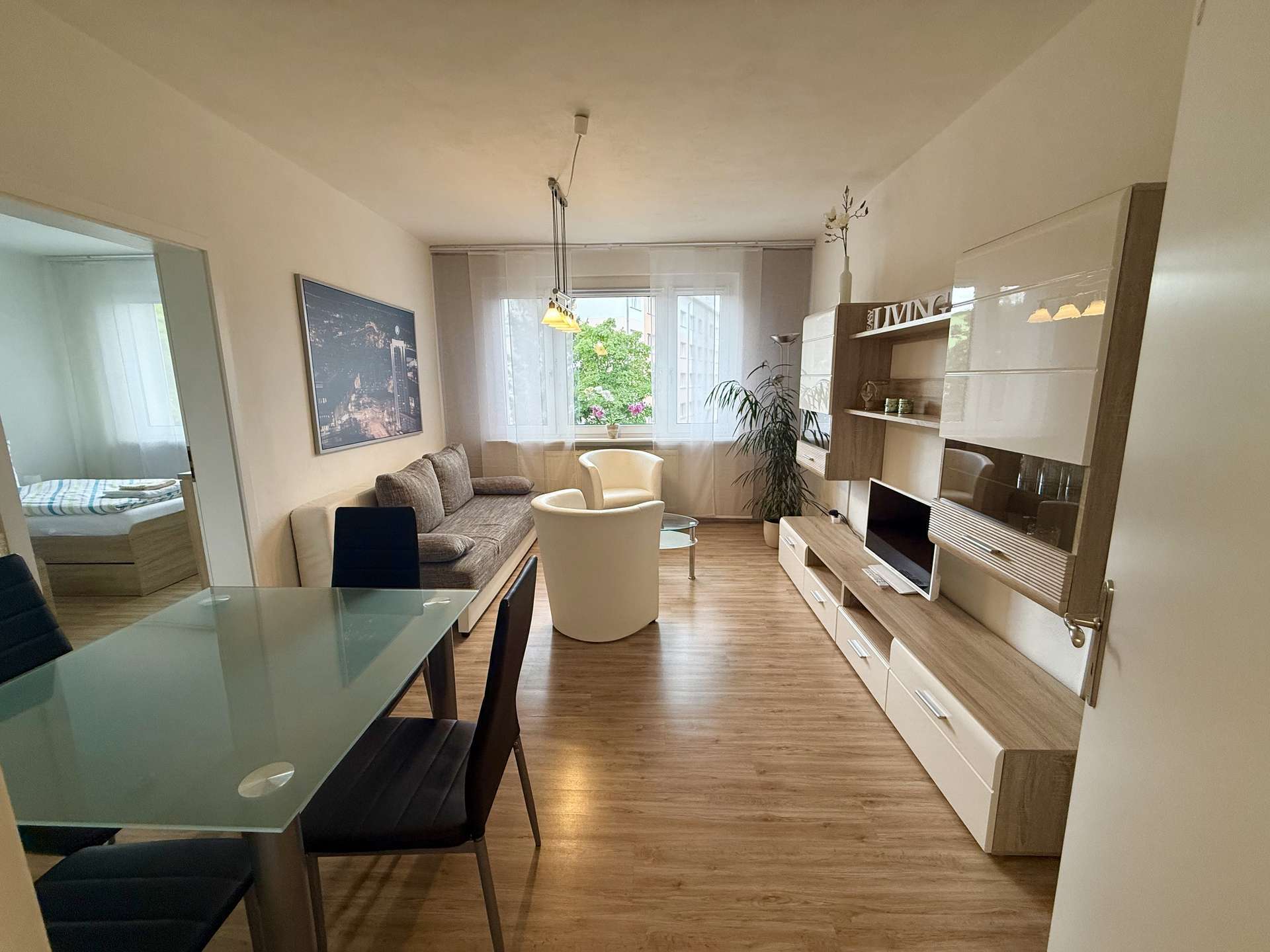 Thumbnail-Wohnung zum Kaufen in Zwenkau 110.000,00 € 46 m²