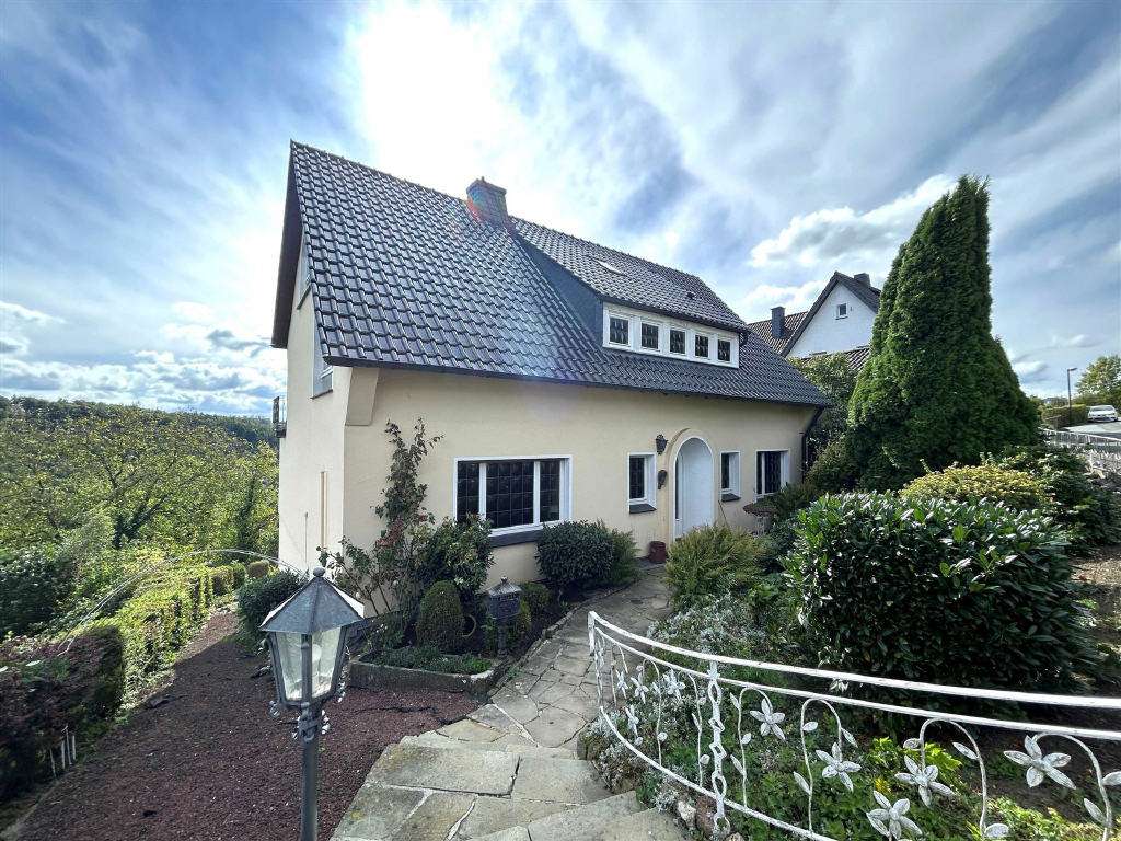 Thumbnail-Haus zum Kaufen in Rüthen 250.000,00 € 204 m²