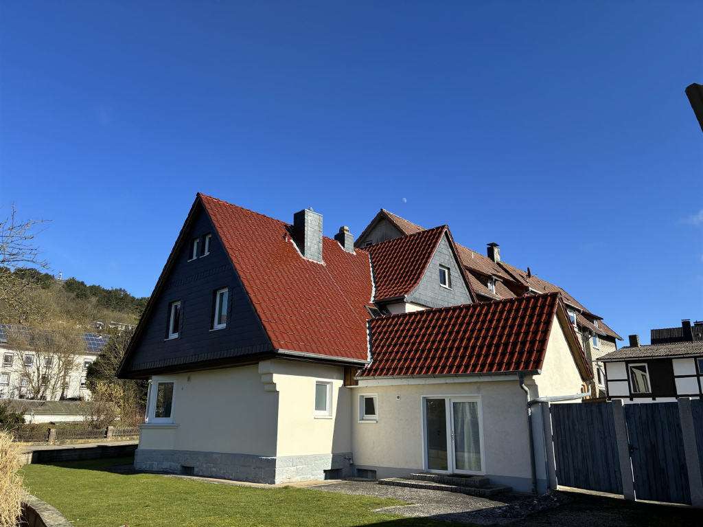 Thumbnail-Haus zum Kaufen in Stadtoldendorf 255.000,00 € 150 m²