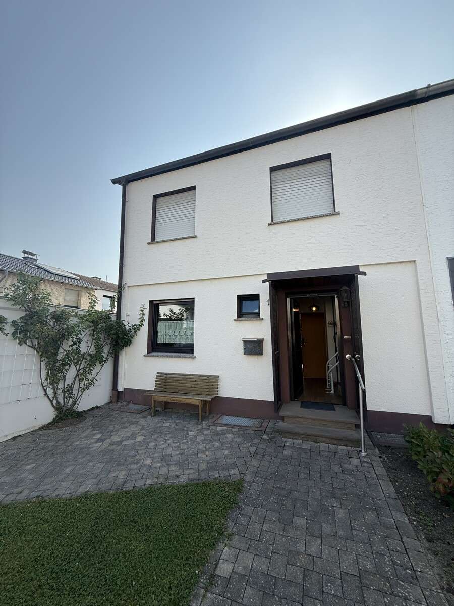 Thumbnail-Haus zum Kaufen in Niederkassel 370.000,00 € 81 m²