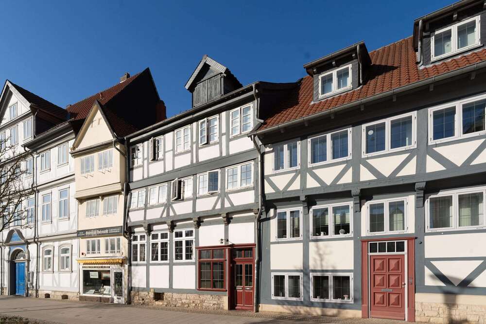 Thumbnail-Haus zum Kaufen in Wolfenbüttel 345.000,00 € 189.45 m²