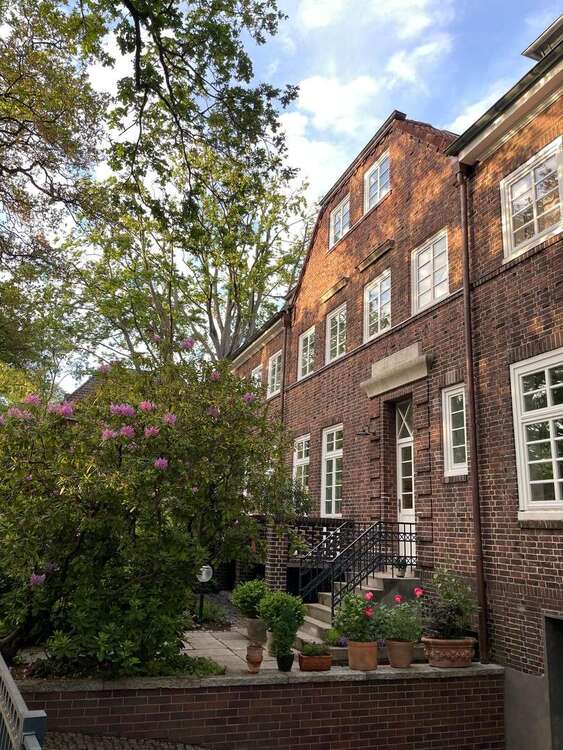 Thumbnail-Haus zum Kaufen in Hamburg 3.000.000,00 € 285 m²