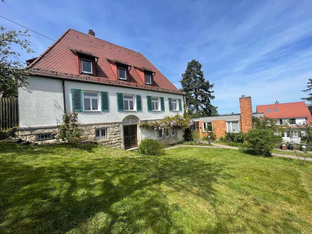 Thumbnail-Haus zum Kaufen in Stuttgart 1.736.000,00 € 335 m²