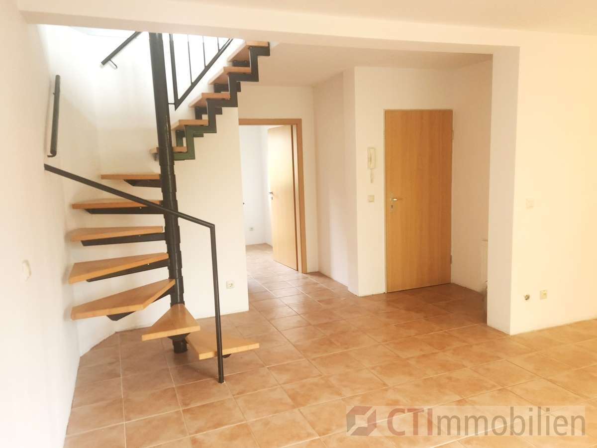 Thumbnail-Wohnung zum Kaufen in Oberhausen Sterkrade-Mitte 165.000,00 € 75 m²