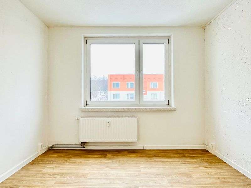 Thumbnail-Wohnung zum Mieten in Freital 313,22 € 48.94 m²