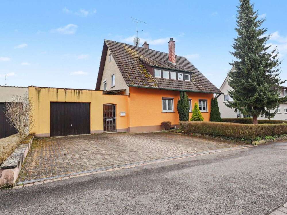 Thumbnail-Haus zum Kaufen in Singen 349.000,00 € 107.85 m²