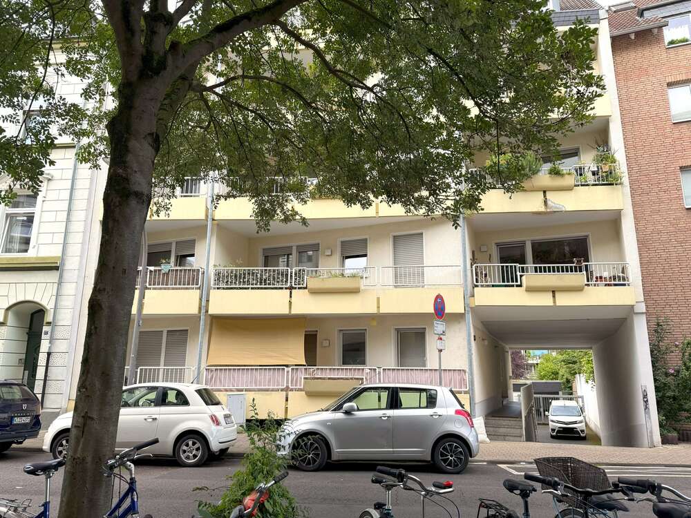 Thumbnail-Wohnung zum Mieten in Köln Nippes 1.275,00 € 85 m²