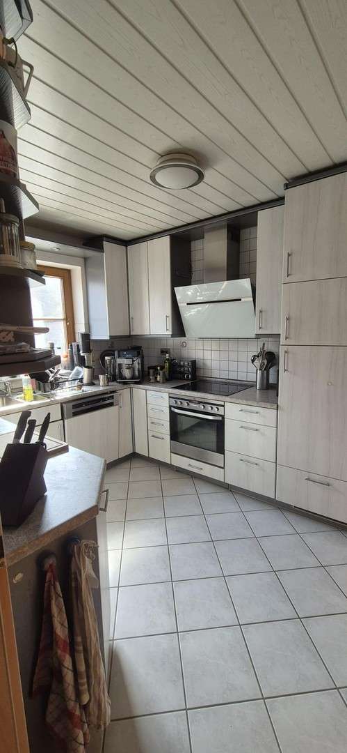 Thumbnail-Haus zum Mieten in Rottenburg 1.600,00 € 160 m²