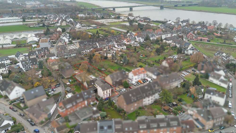 Thumbnail-Grundstück zu verkaufen in Düsseldorf 2.290.000,00 € 2215 m²