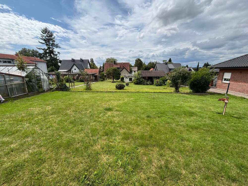 Thumbnail-Grundstück zu verkaufen in Löhne-Ort 87.000,00 € 822 m²