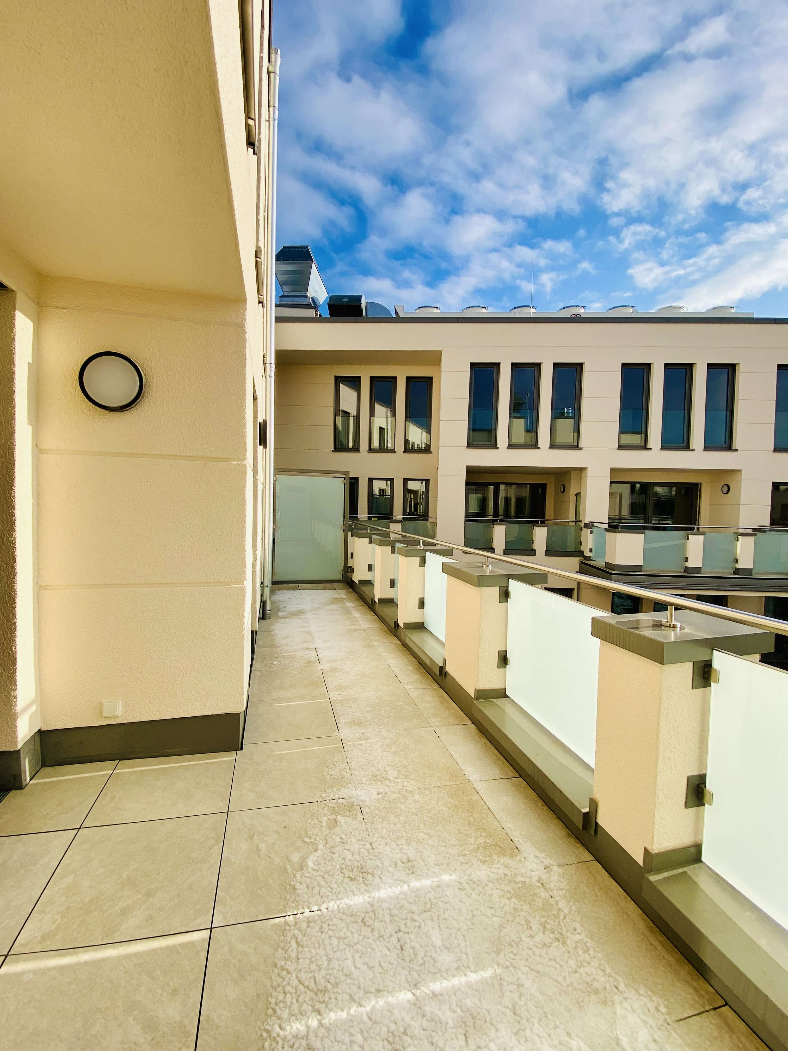 Thumbnail-Wohnung zum Mieten in Siegen 2.107,50 € 168.6 m²