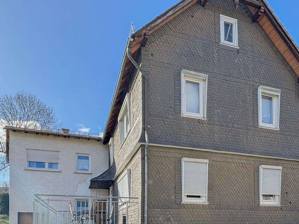 Thumbnail-Haus zum Kaufen in Dautphetal 179.000,00 € 170 m²