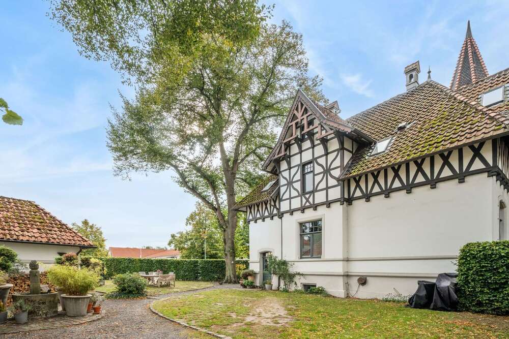 Thumbnail-Haus zum Kaufen in Wunstorf 995.000,00 € 261 m²