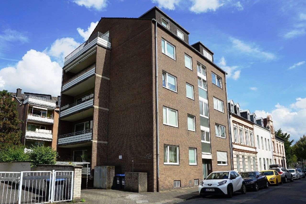 Thumbnail-Wohnung zum Kaufen in Düsseldorf 255.000,00 € 72 m²