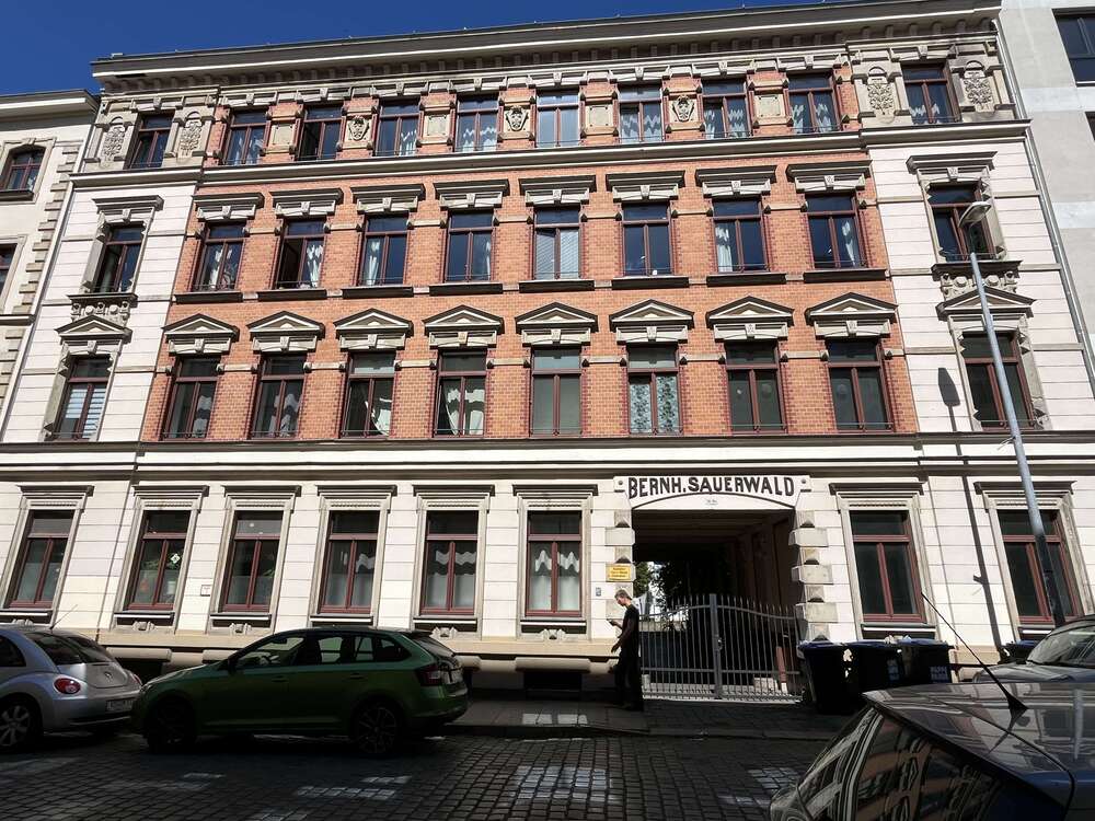 Thumbnail-Wohnung zum Kaufen in Leipzig 280.000,00 € 96.54 m²